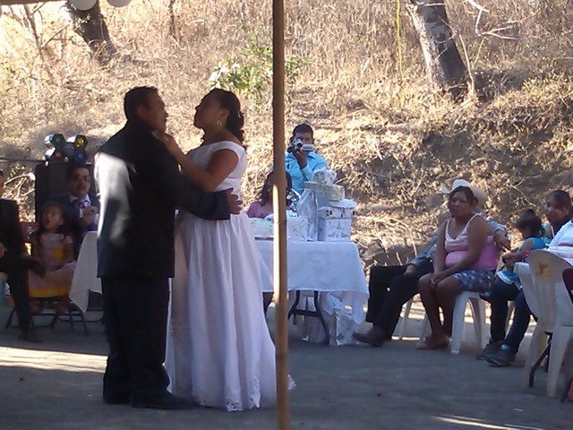 First dance, Mexican wedding